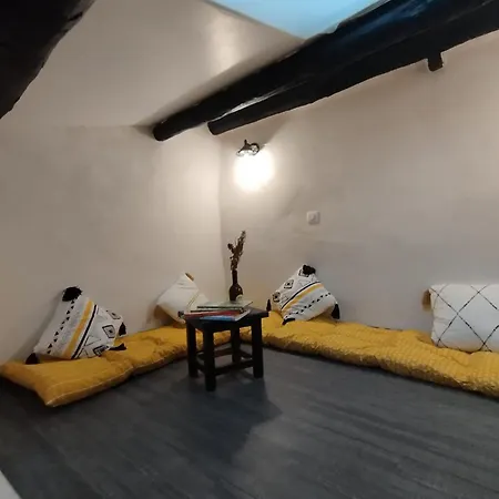 아파트 Maison De Face Aux Halles 베지에